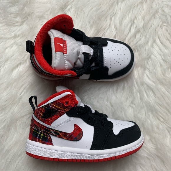 santa jordan 1